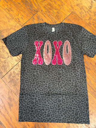 XOXO sequin black leopard tee