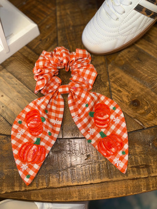 Halloween scrunchie with bow