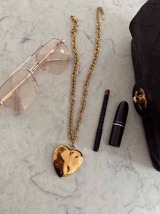 Lola Necklace by Chansuttpearls