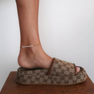 Lily Anklet by Chansuttpearls