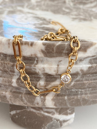 Melissa Necklace by Chansuttpearls- gold